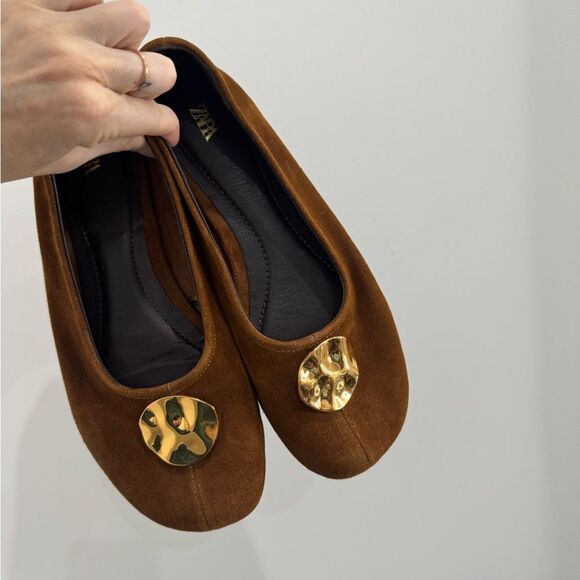 ZARA SUEDE gold buckle flats - Picture 6 of 8